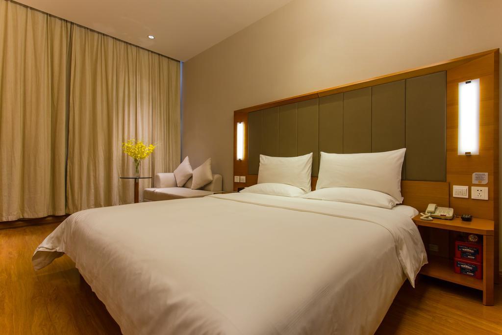 Ji Hotel Wuhan Guanggu Plaza Room photo